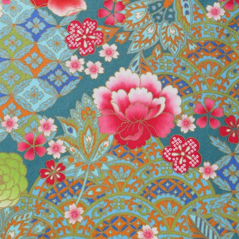 和風柄 開花シリーズ 1750-66 シーチング生地に花柄や彩り豊かな菊や扇模様が描かれております / Japanese Pattern  Flowering Series 1750-66 Flower patterns and colorful chrysanthemum and fan  