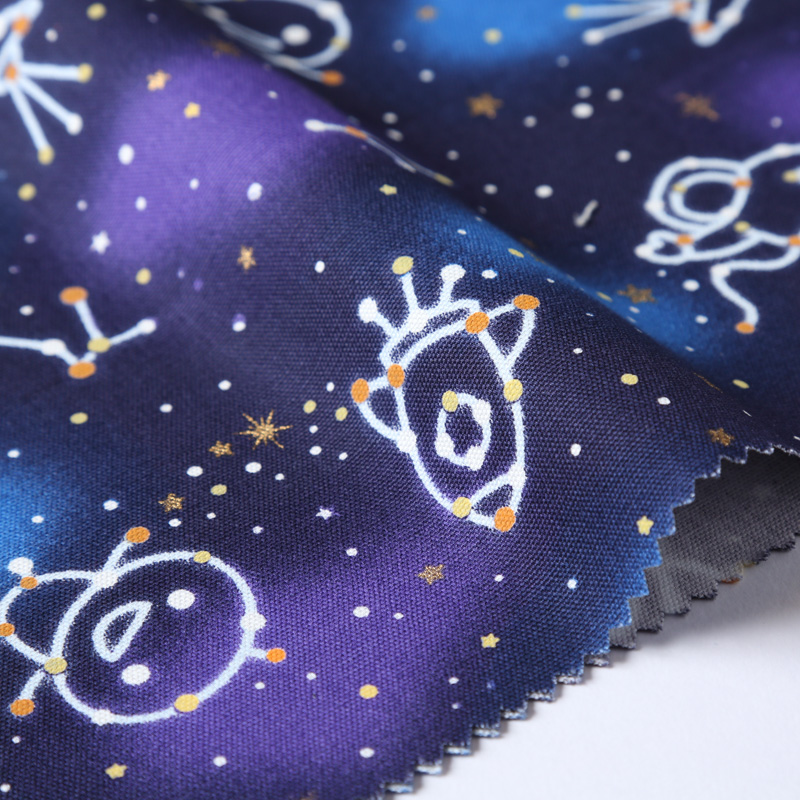 宇宙柄 15500-12 オックス生地に宇宙やロケットが描かれています / Space pattern 15500-12 Space and  rockets are drawn on Ox fabric.