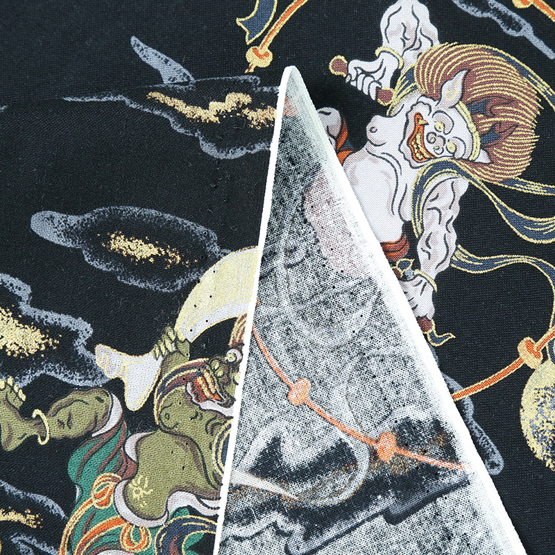 和柄シリーズ 2600-3 シーチング生地に風神雷神が描かれています /  Fujin and Raijin are depicted on sheeting fabric.