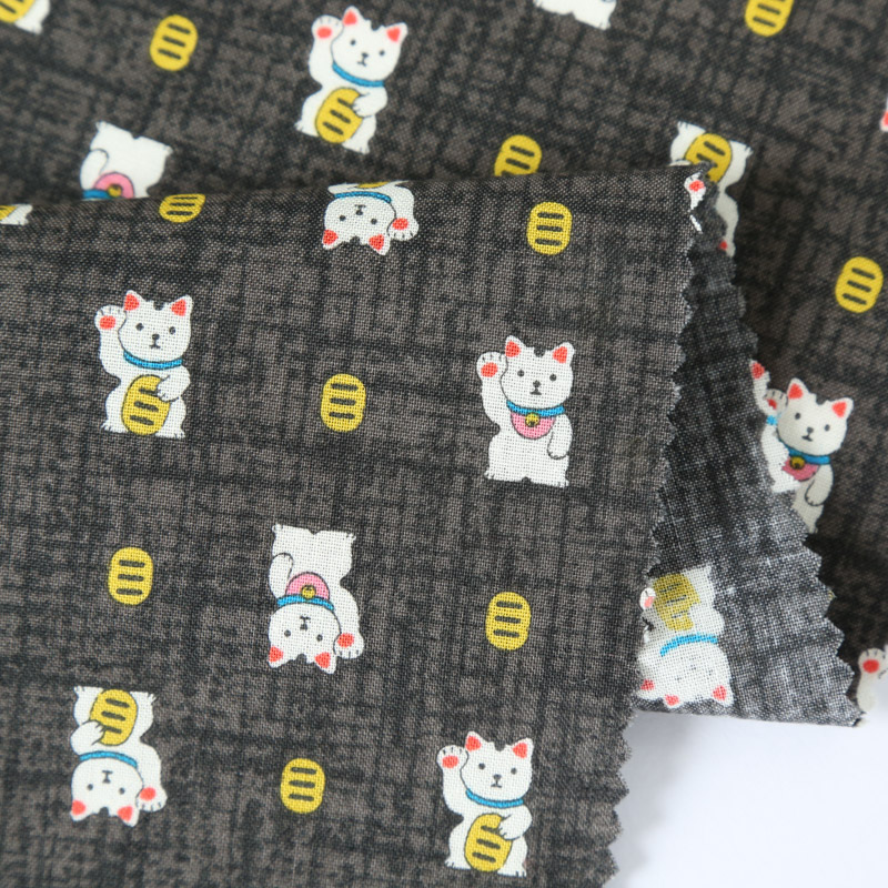 和柄  2300-801 スケアー生地に招き猫と小判が描かれております / Japanese Pattern 2300-801 Scare fabric with beckoning cat and koban