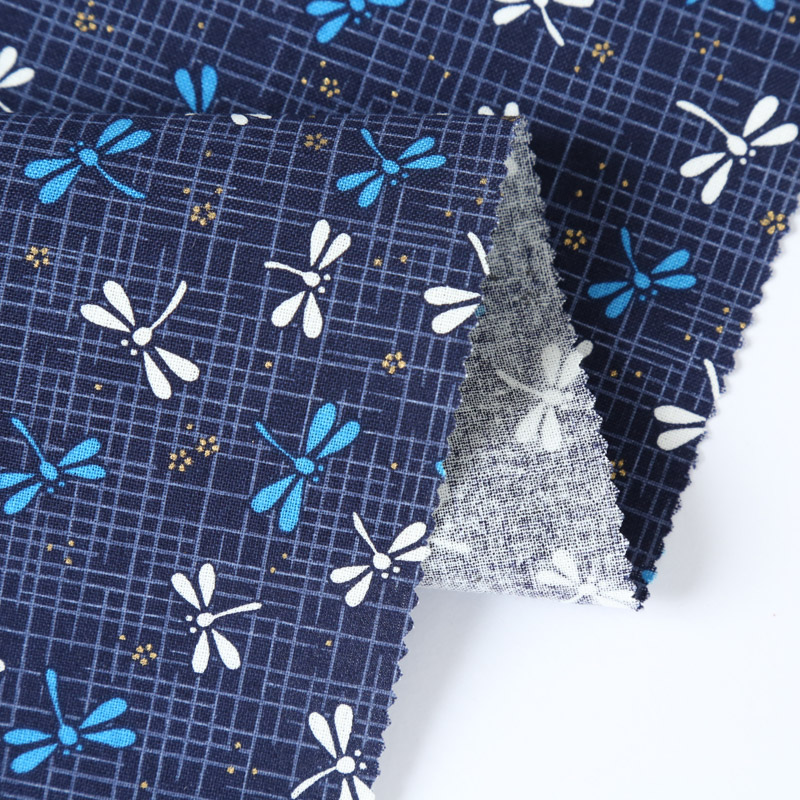 和柄  2000-63 シーチング生地にトンボが描かれております / Japanese Pattern 2000-63 Dragonfly on sheeting fabric